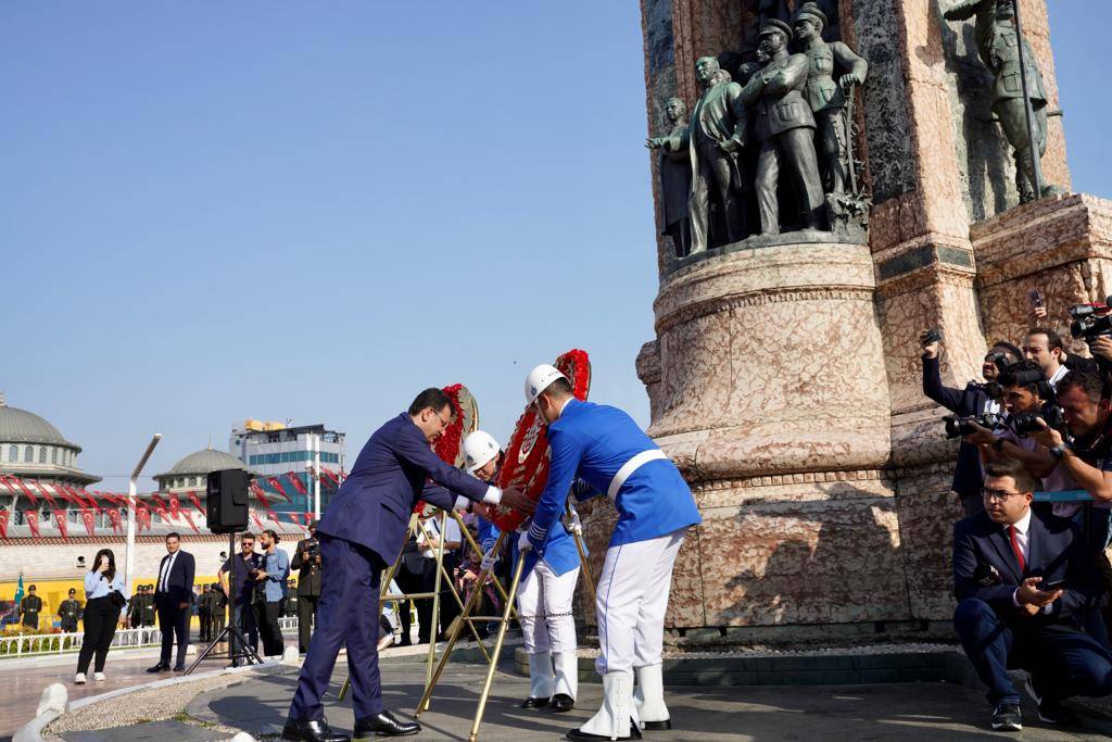 İmamoğlu 30 Ağustos'ta konuştu: Cumhuriyet'e ve Atatürk'e layık bireyler olmayı inşallah başarırız 39